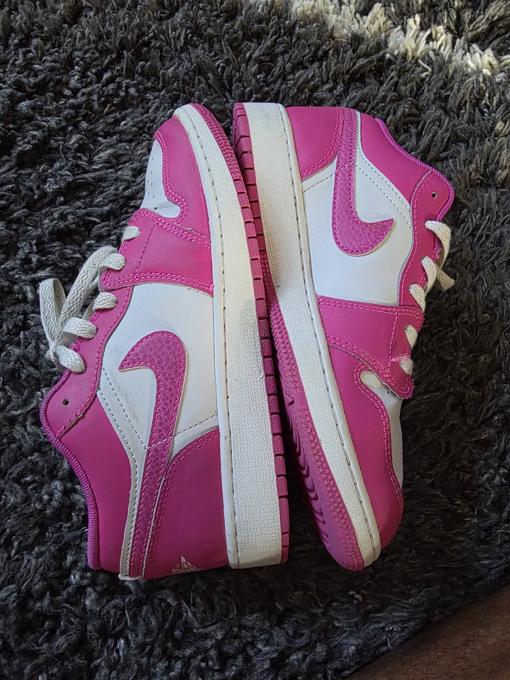 Nike classic low